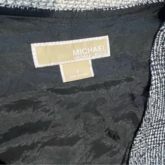 Michael Kors Women's Size 8 Black Tweed Lined Fitted Acrylic Blend Button - Picture 3 of 16